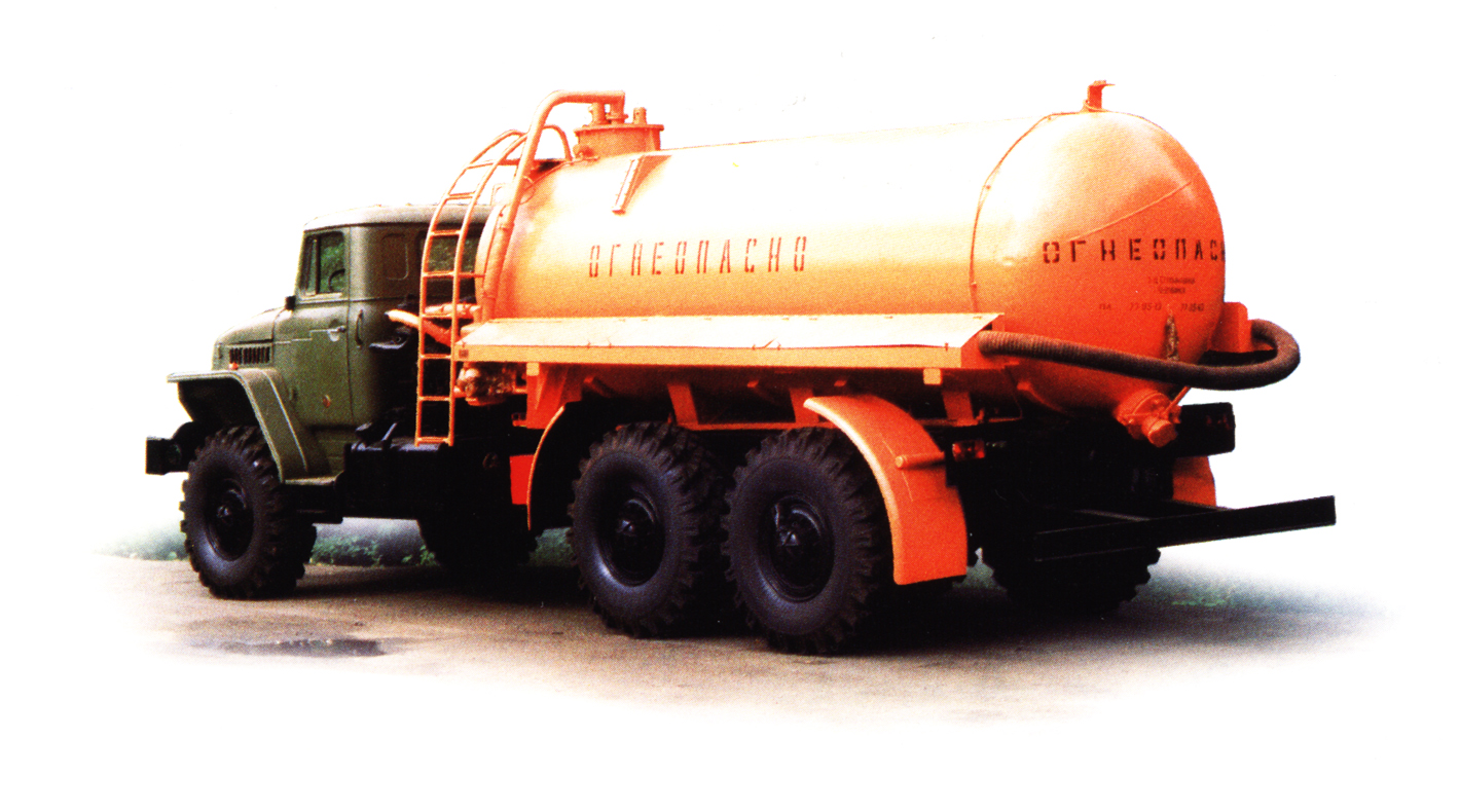 Автомобильная вакуумная машина АВ-10-4320
